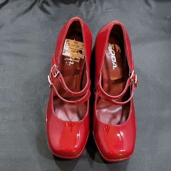 BRAND NEW SODA WOMEN'S  CLOSED TOE MARY JANE HIGH CHUNKY PUMPS - Picture 3 of 14